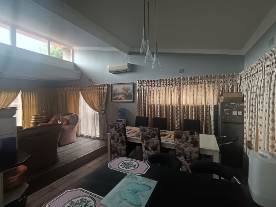 4 Bedroom Property for Sale in Hadison Park Northern Cape